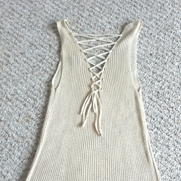 Tan tank top with tie back - Picture 1 of 5